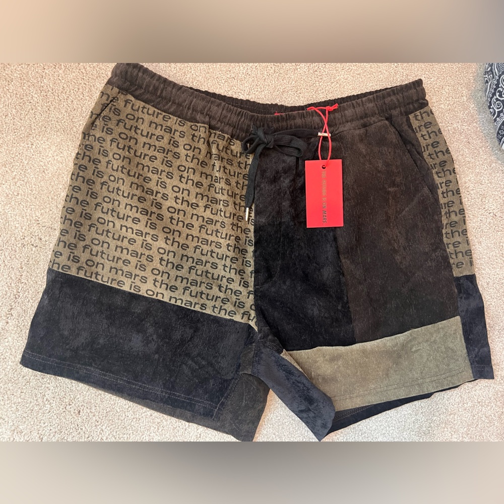 Future is Mars, size XL shorts NWT